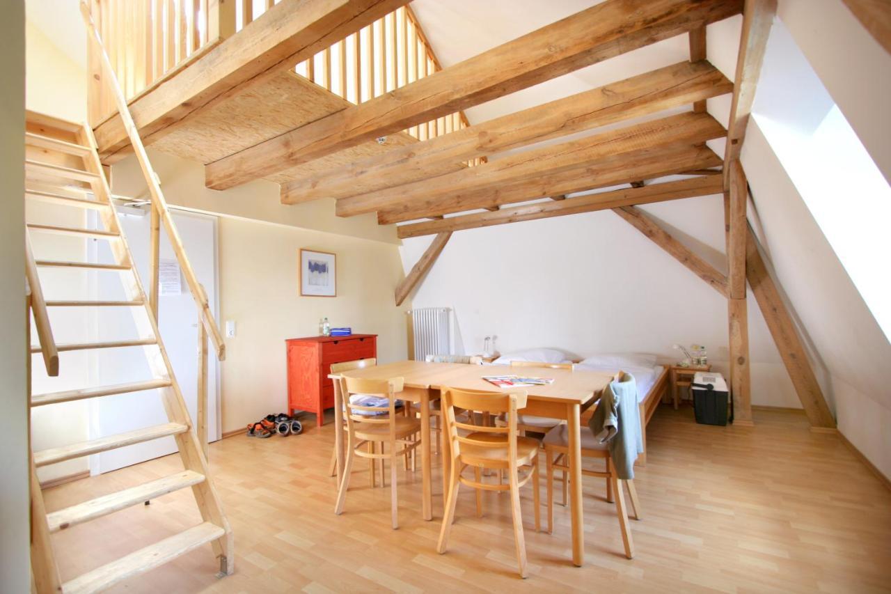 Familien- Und Freizeithotel Gutshaus Petkus ภายนอก รูปภาพ