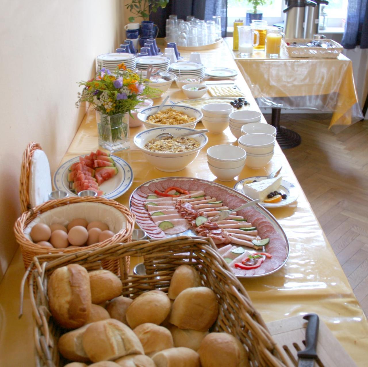 Familien- Und Freizeithotel Gutshaus Petkus ภายนอก รูปภาพ
