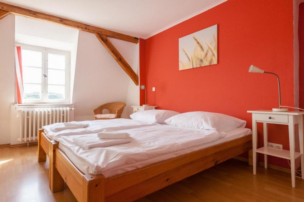 Familien- Und Freizeithotel Gutshaus Petkus ภายนอก รูปภาพ